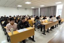 商学院召开本学期学业预警会议