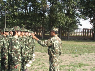 学院2009级新生军训开始